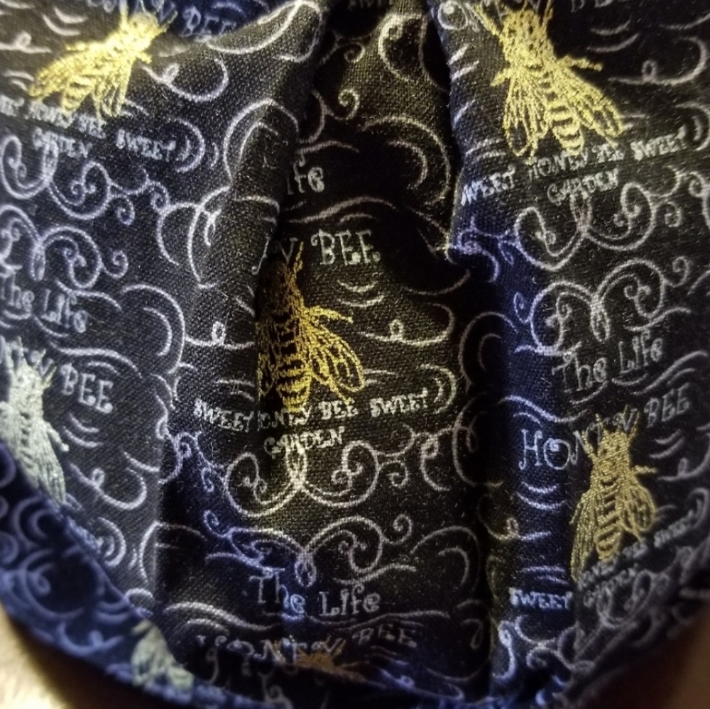 GOLD Honey Bee With Sayings Cotton Facemask - Picture 4 of 6